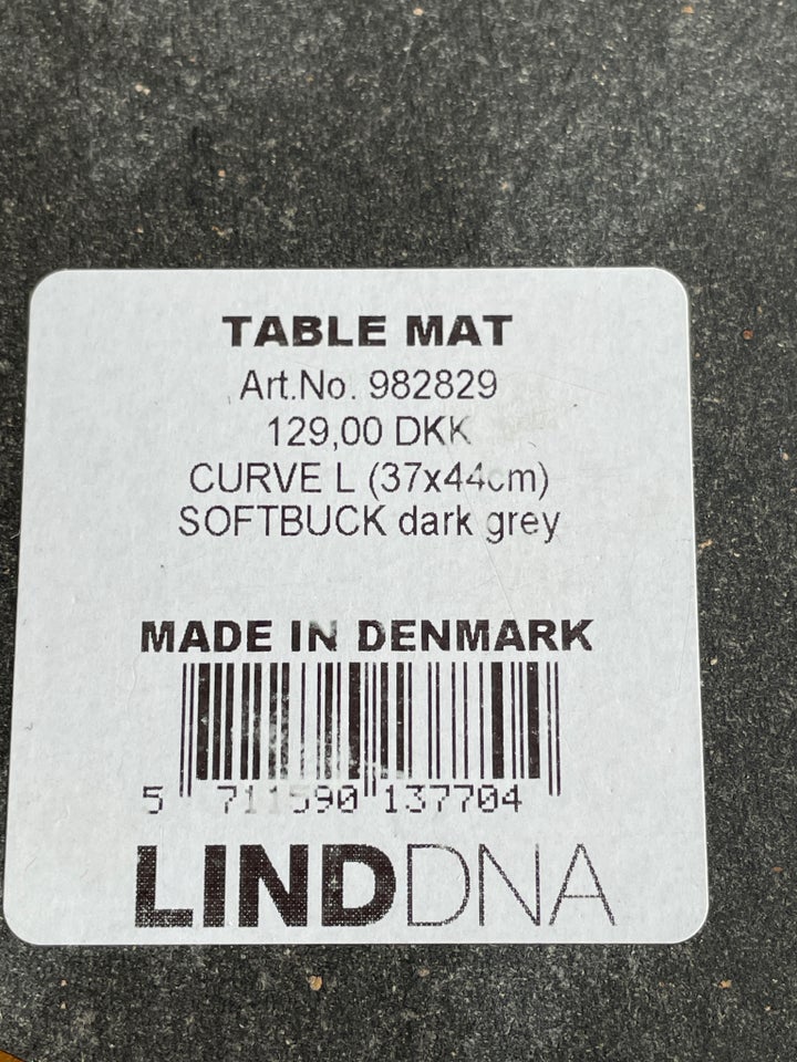 Table Mats / dækservietter LIND