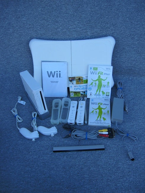 Nintendo Wii, Sæt incl. 2 remote, 2