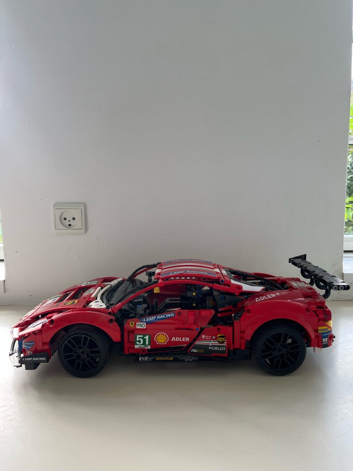 Lego Technic, Ferrari 488 GTE