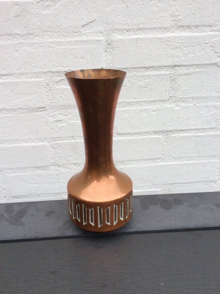 Vase, Retro kobbervase