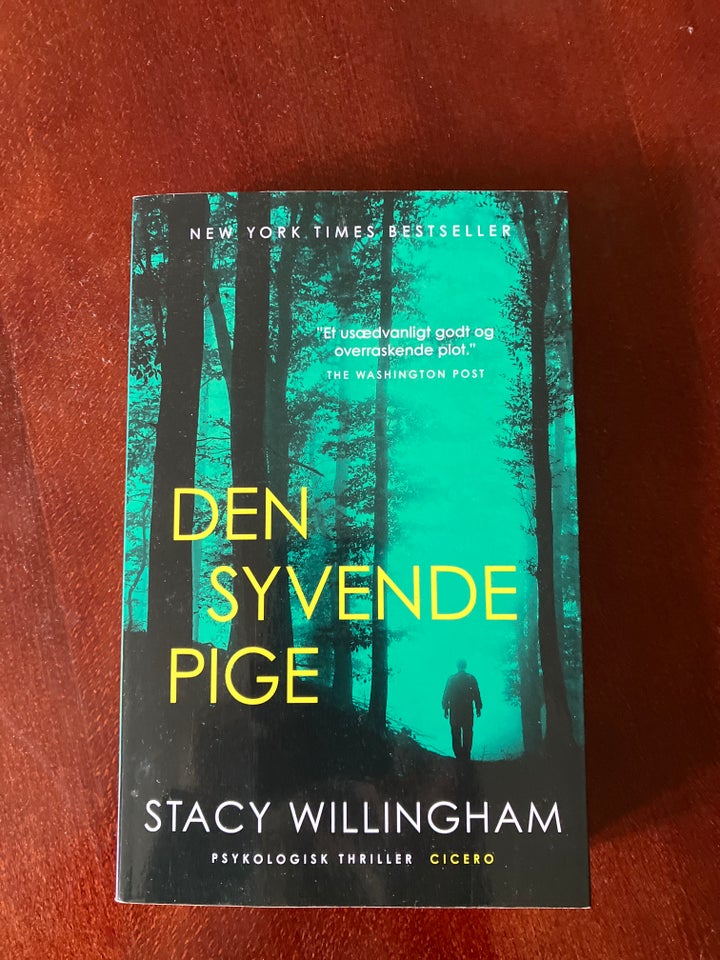 Den syvende pige, Stacy