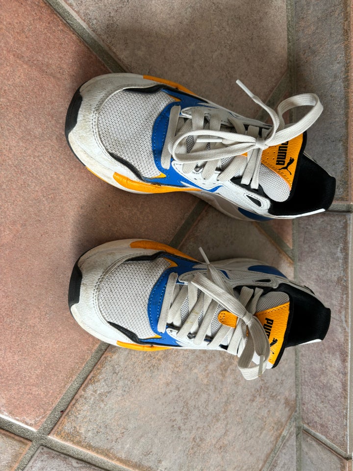 Sneakers, str. 36, Puma