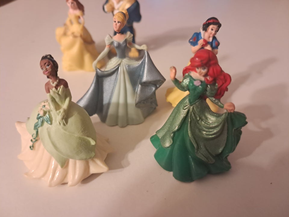 Figurer, 6 figurer, Disney