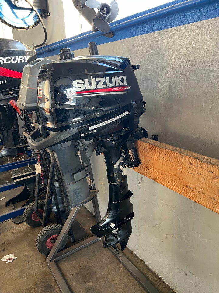 Suzuki påhængsmotor 6 hk benzin