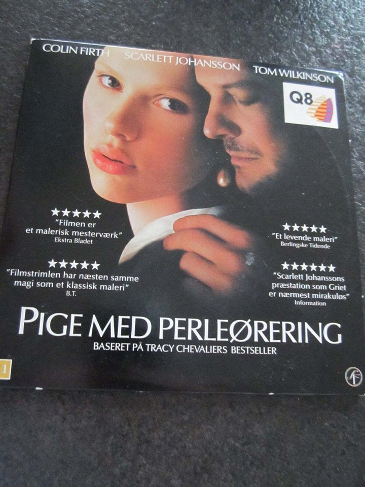 Pige med perleføring, DVD, drama