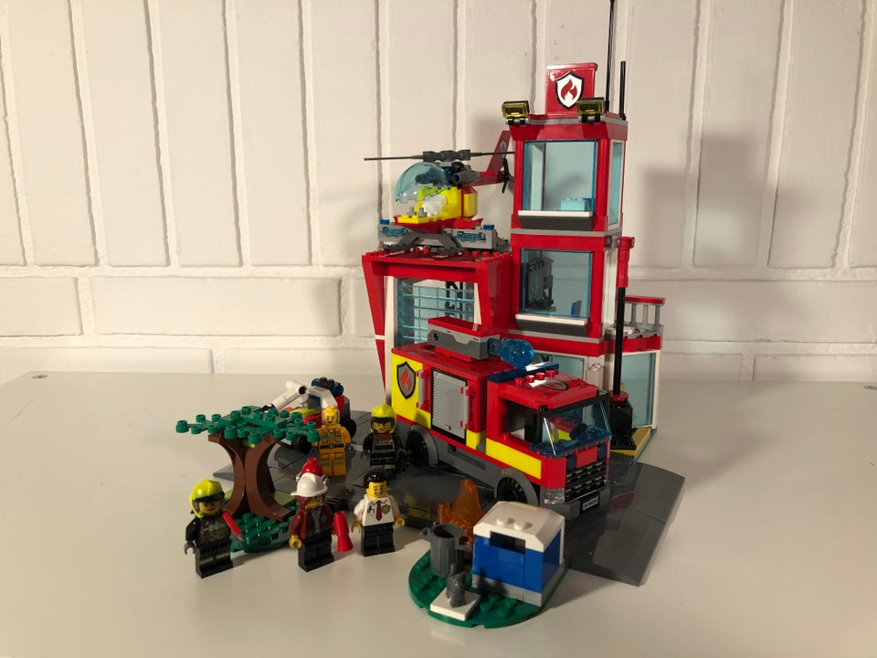 Lego City, 60320 Brandstation