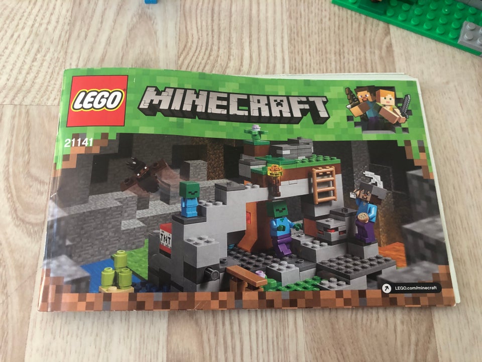 Lego Minecraft, 21141