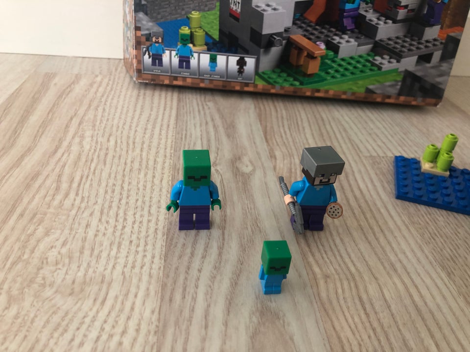 Lego Minecraft, 21141