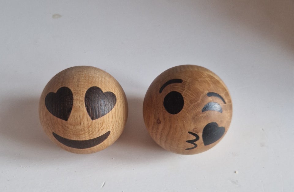 Træfigurer, Smiley trækugler