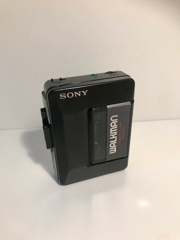 Walkman, Sony, WM-2011