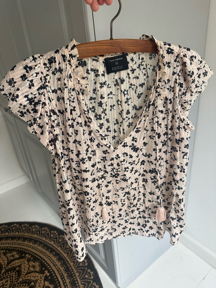 Top, Ulla Johnson, str. 34