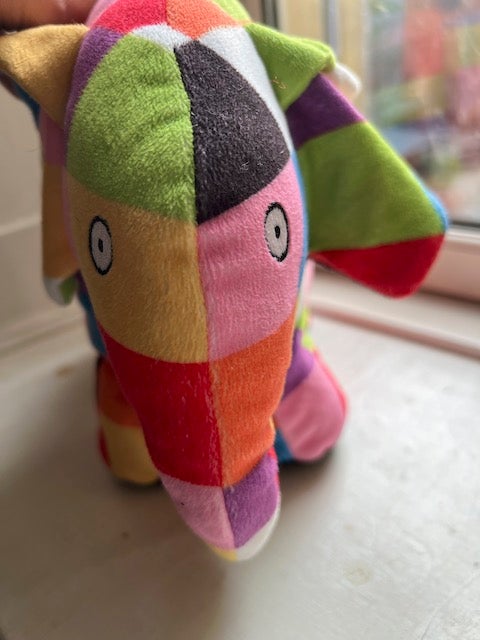 Elmer Elefant Bamse, Elmer