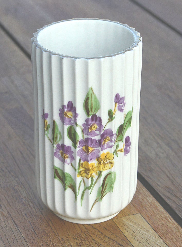 Porcelæn Lyngby riflet vase