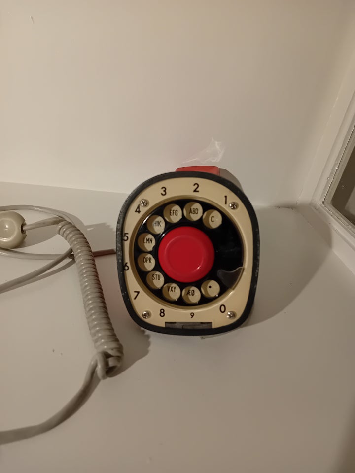 Telefon, Telefon