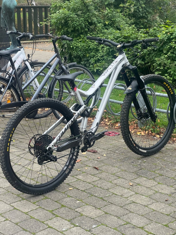 Commencal Meta AM 29, full