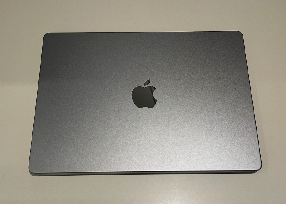 MacBook Pro, Apple M2 Pro 2023, 16 GB