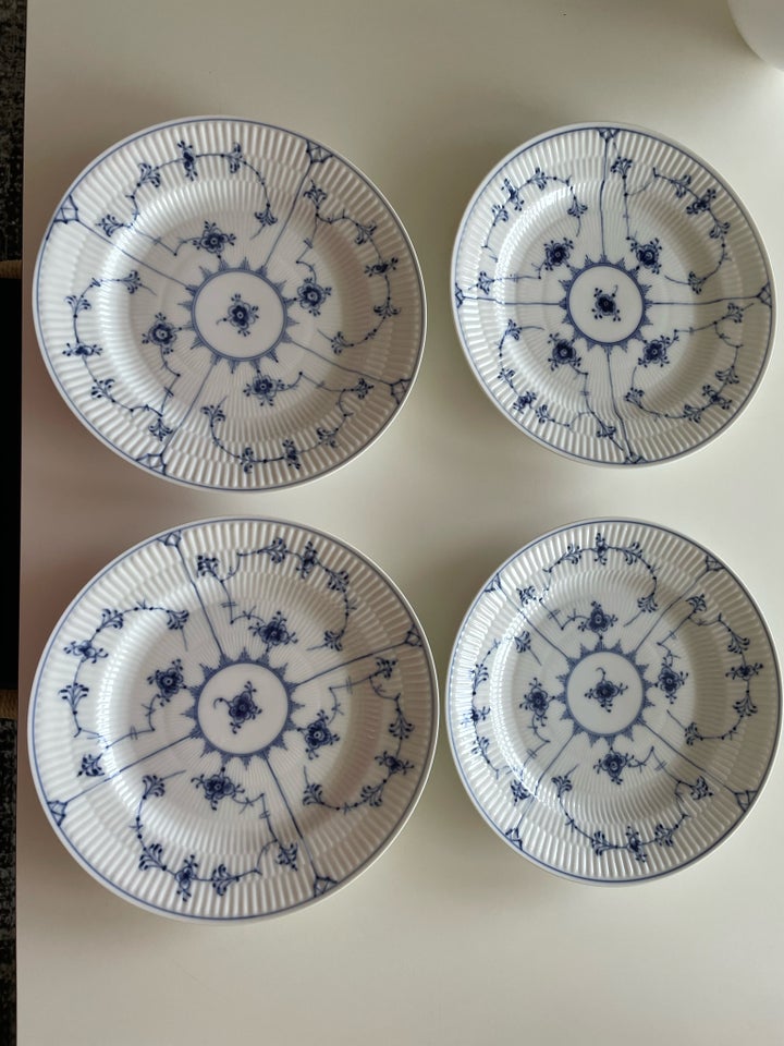 Porcelæn, Frokosttallerkener ø21