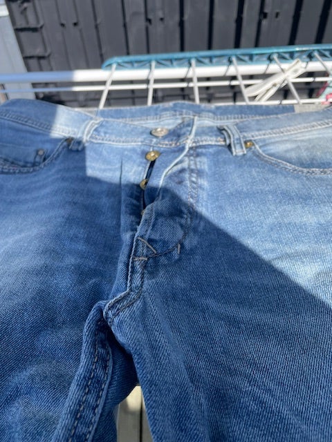 Jeans, Diesel, str. 32