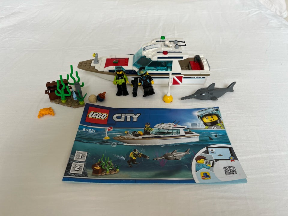 Lego City, 60221