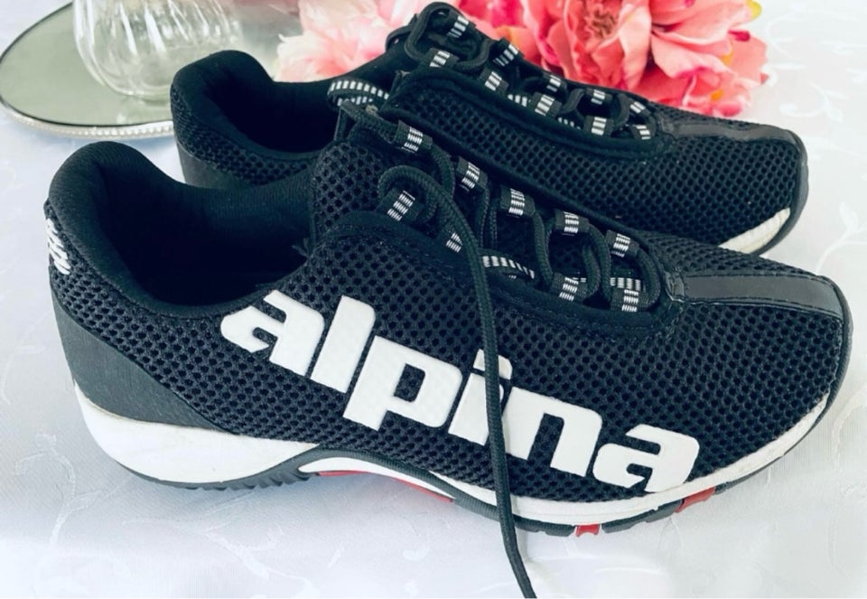 Sneakers str 37 Alpina