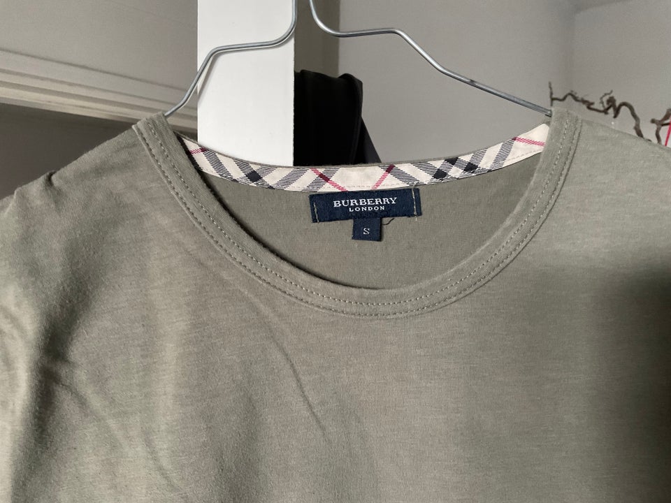 T-shirt, Burberry, str. 36