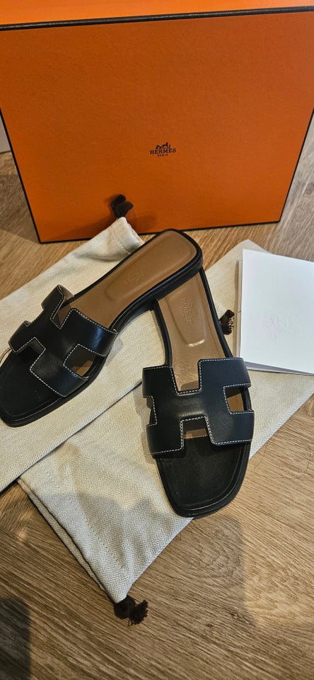 Sandaler, str. 40, Hermes