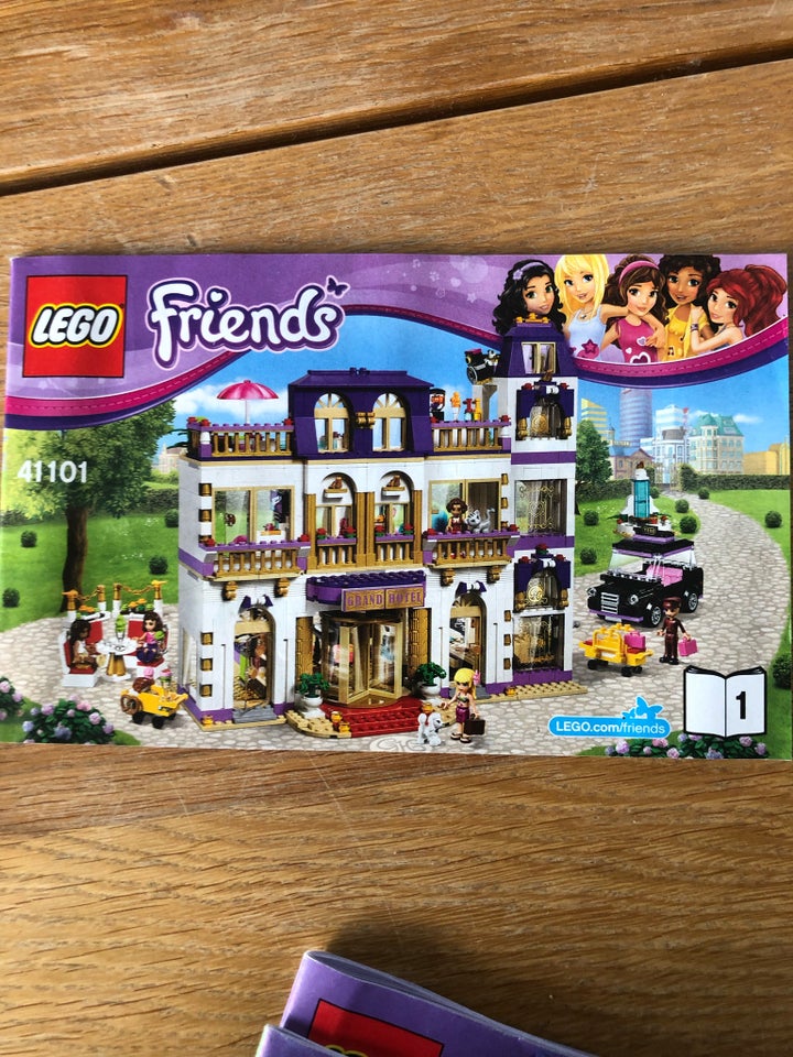 Lego Friends, Mange forskellige