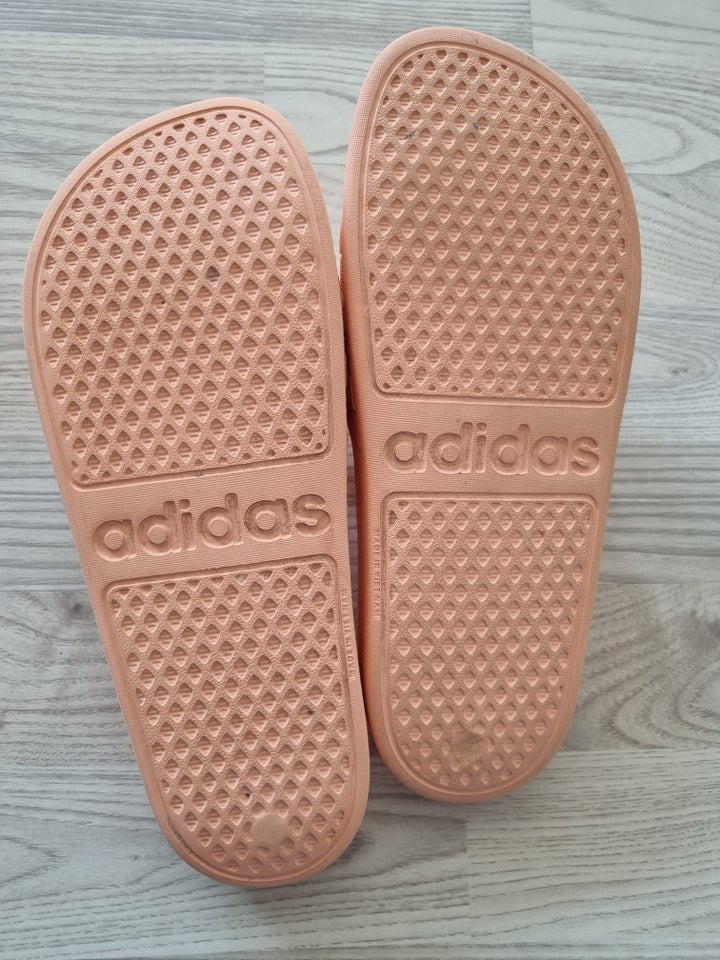 Sandaler str 41 Adidas