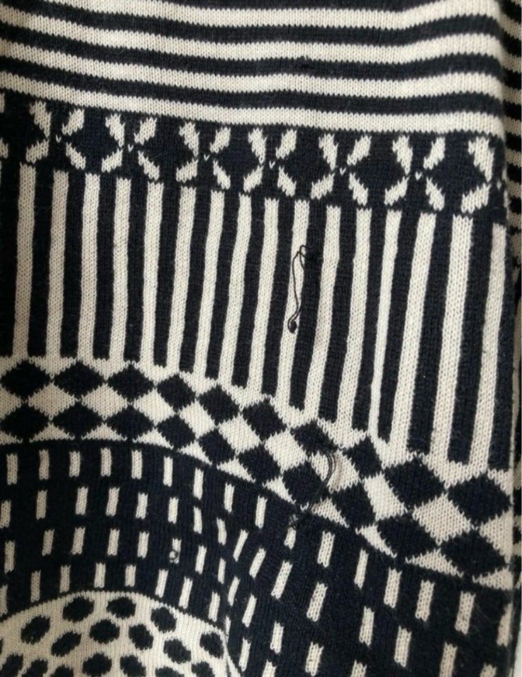 Cardigan, Gudrun Sjödén, str. 36