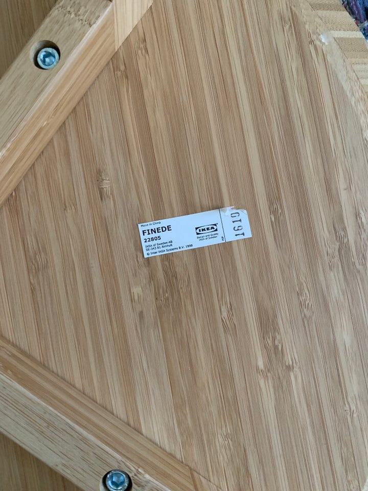 Indskudsbord i bambus  Fra ikea