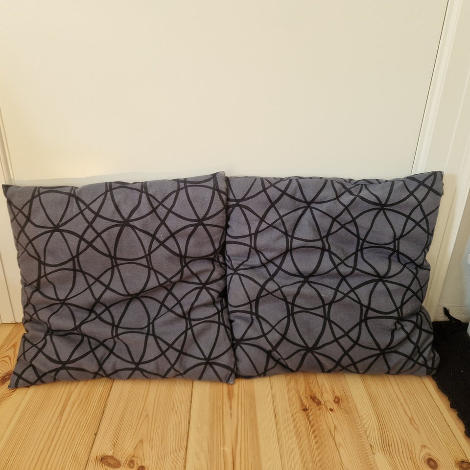 2 sofapuder Ikea