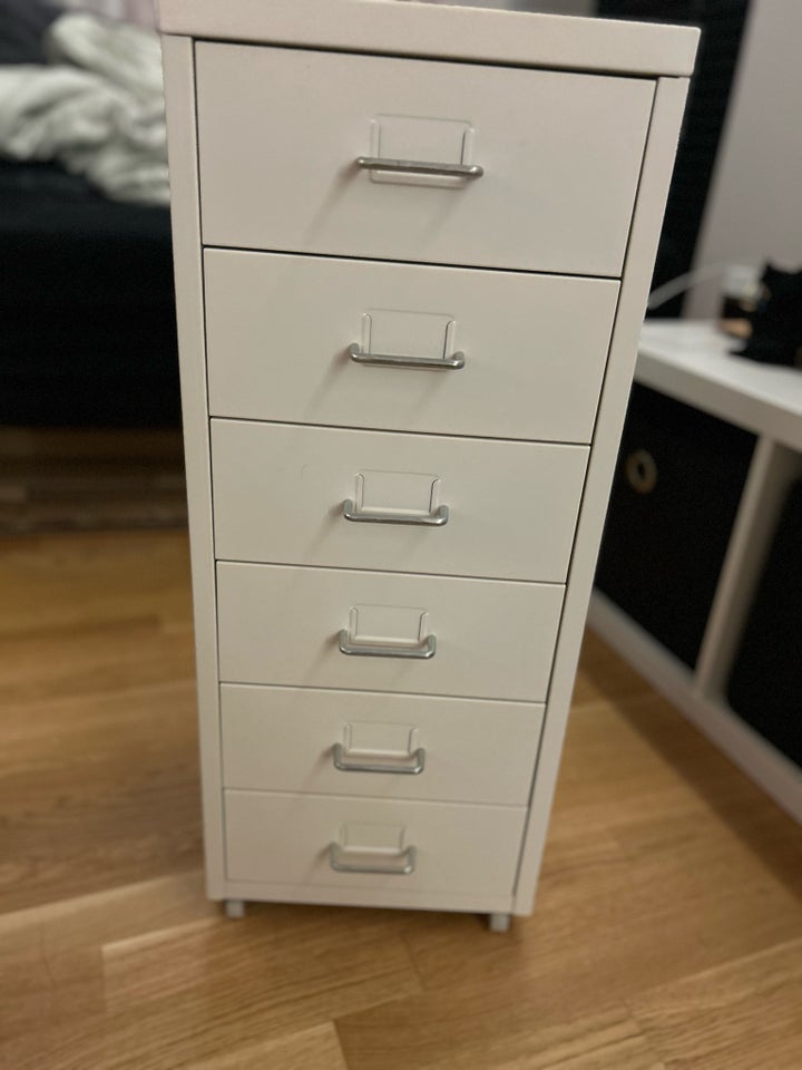 Skrivebord, Helmer, Ikea d: 28 h: 69