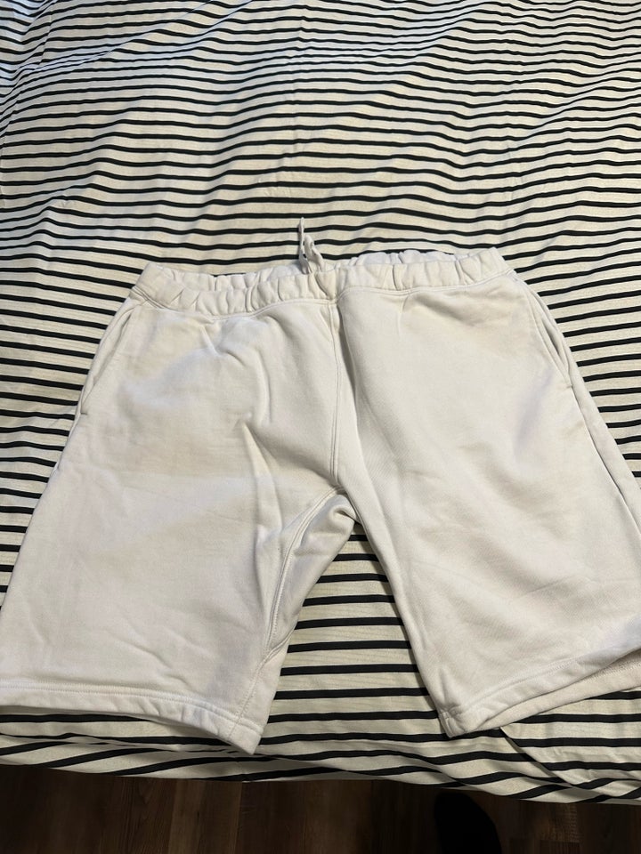 Shorts, HM, str. 52