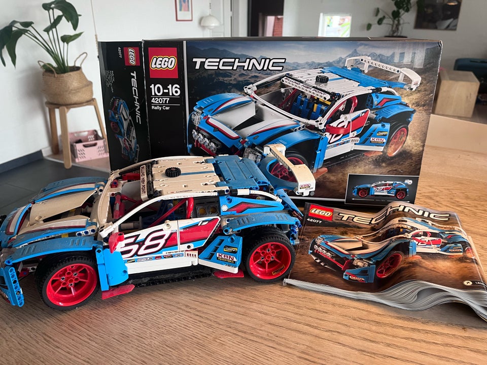 Lego Technic, 42077 Rally Car