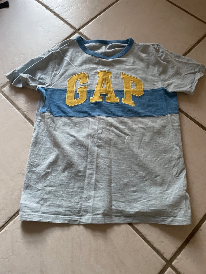 T-shirt, T shirt, Gap