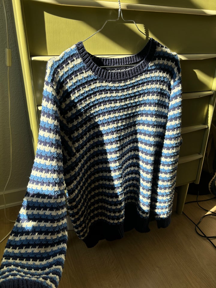 Sweater, Hjemmestrikket, str. 38