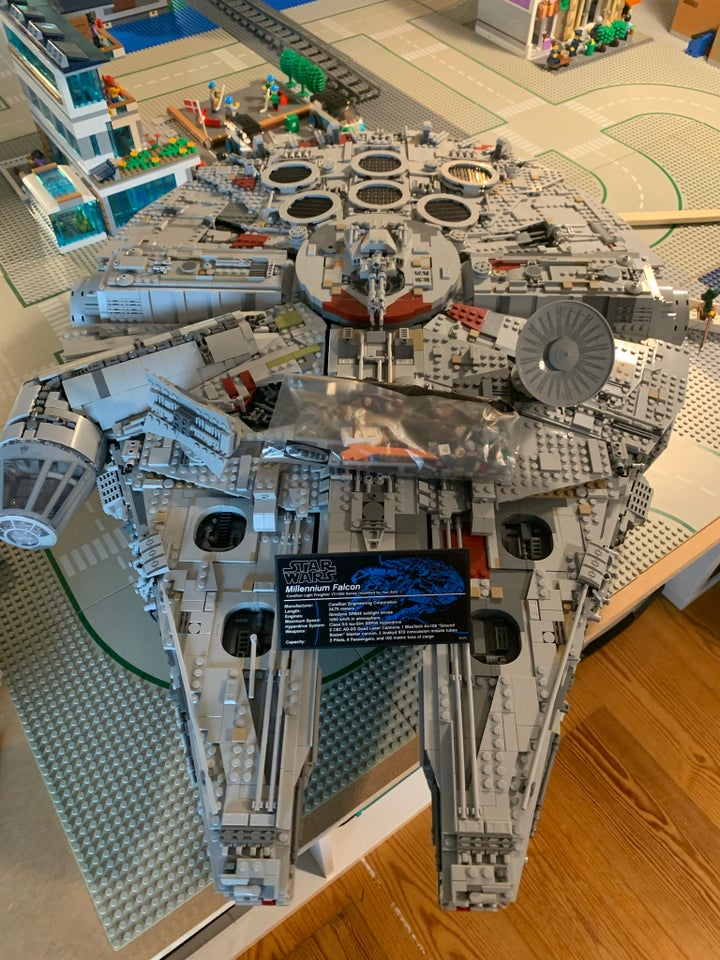 Lego Star Wars Millennium Falcon