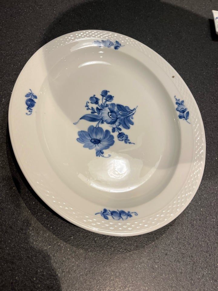 Porcelæn, Fad 8017 , Rc blå blomst