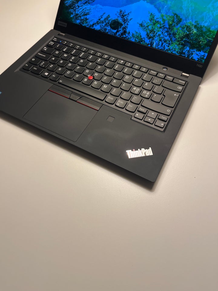 Lenovo Thinkpad T490, Intel Core