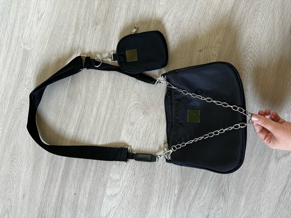 Crossbody, Ukendt