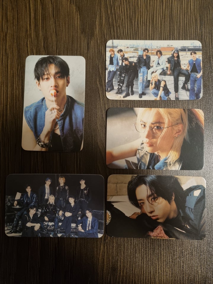 Samlekort, Straykids photocards