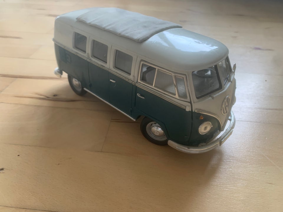 Modelbil, VW Microbus Sunroof