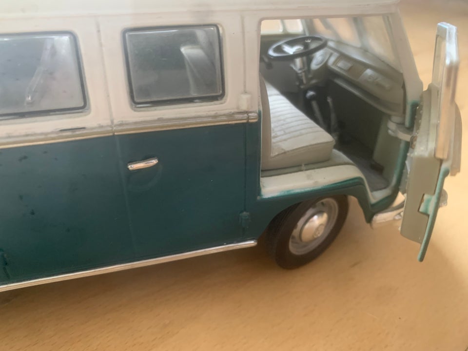 Modelbil, VW Microbus Sunroof