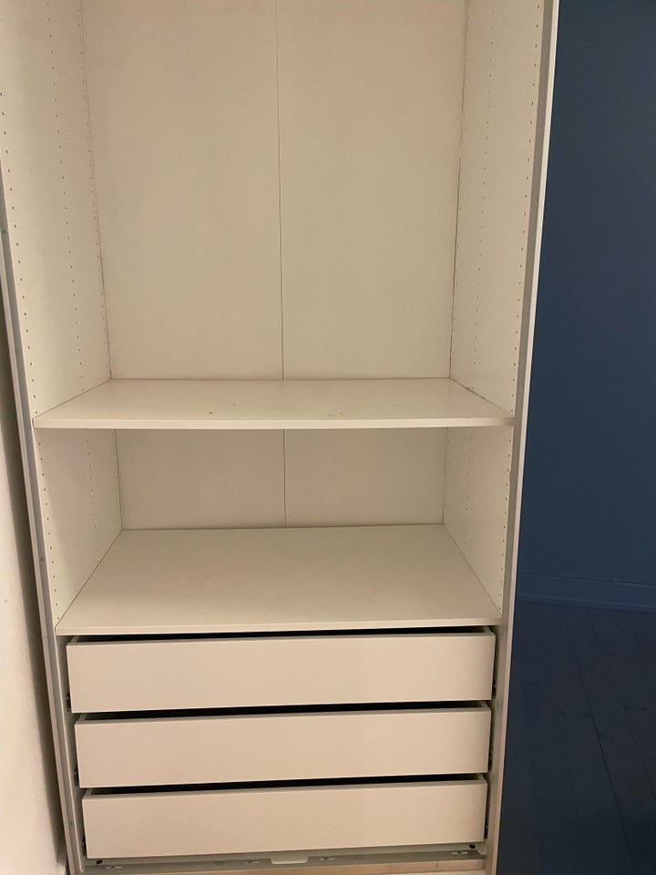 Garderobeskab, Ikea, b: 200 d: 63 h: