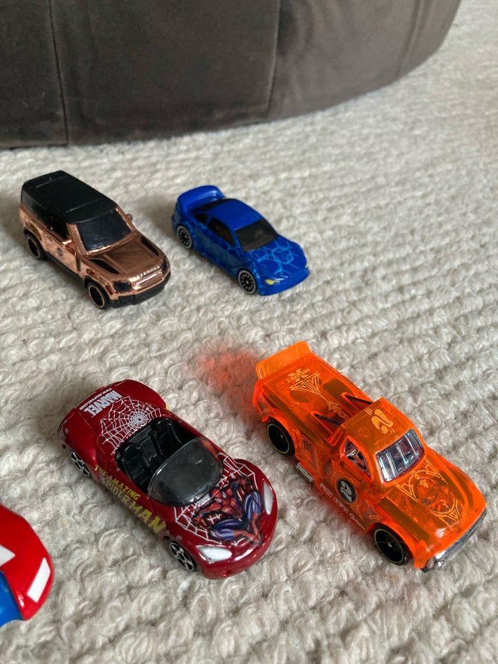 Blandet legetøj, Biler, Hot wheels