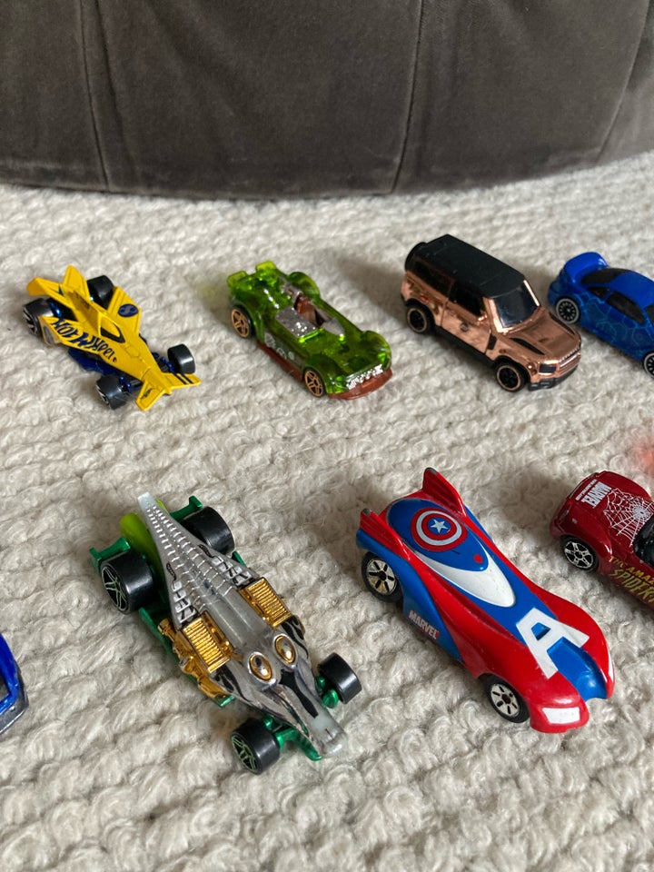 Blandet legetøj, Biler, Hot wheels