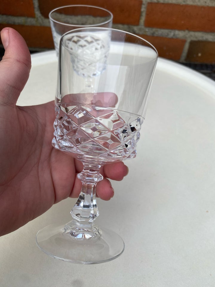 Glas, Vinglas og vandglas , Retro