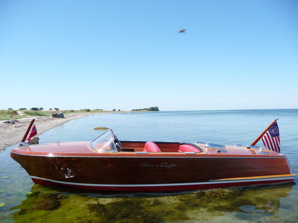 Chris Craft Capri 19