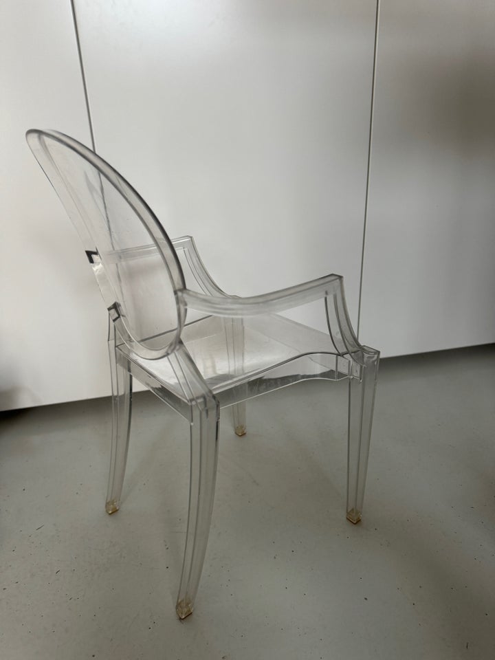 Juniorstol, Kartell