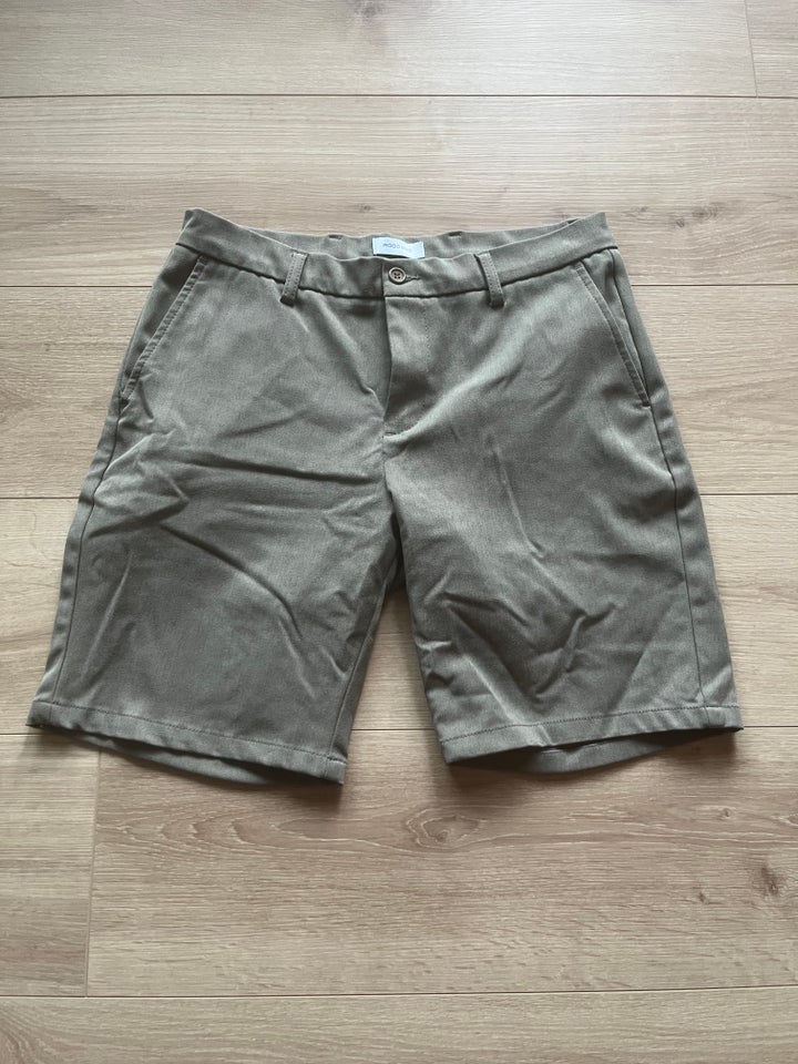 Shorts, Woodbird, str. 30